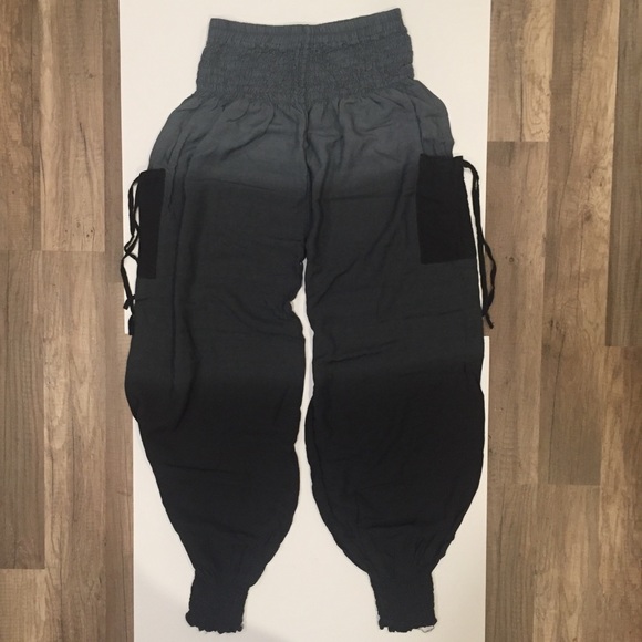 Sacred Threads Pants - Sacred Threads Hippie Bohemian//Aladdin pants.